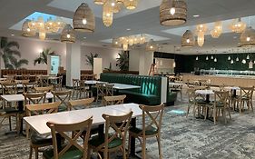 Doubletree By Hilton At The Entrance To Universal Orlando